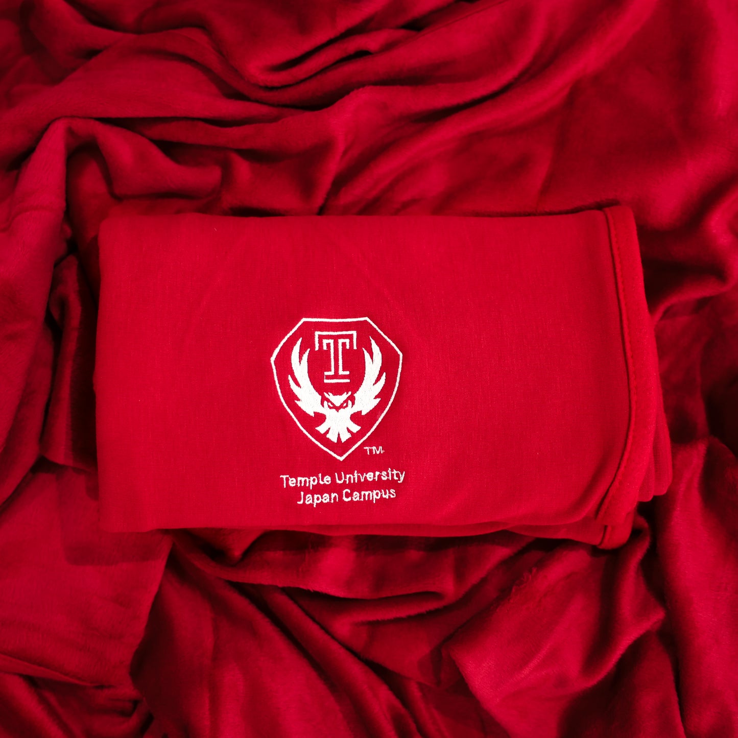 TUJ Original Cherry Red Blanket